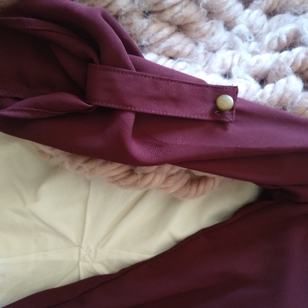 Red blouse - Picture 3 of 3